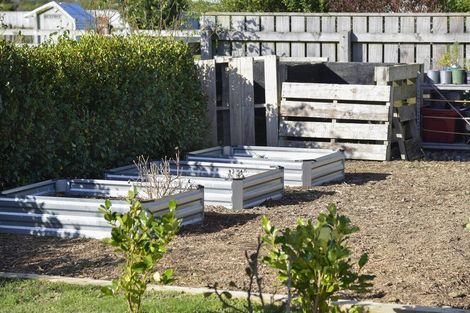 Photo of property in 112b Kent Street, Carterton, 5713