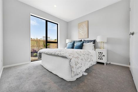 Photo of property in 34 Whakairo Crescent, Gulf Harbour, Whangaparaoa, 0930