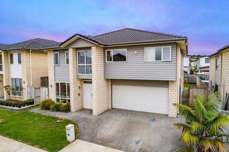 Photo of property in 22 Ballindrait Drive, Flat Bush, Auckland, 2019