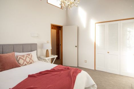 Photo of property in 8 Grey Avenue, Tairua, 3508