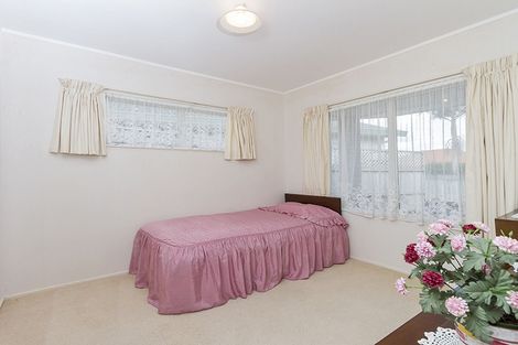 Photo of property in 1/28 Rochester Crescent, Somerville, Auckland, 2014