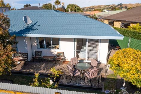 Photo of property in 2/189 Gloucester Street, Taradale, Napier, 4112