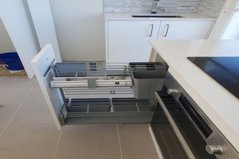 Photo of property in 1/166 Pigeon Mountain Road, Half Moon Bay, Auckland, 2012