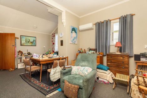 Photo of property in 18 Mccallum Street, Dannevirke, 4930