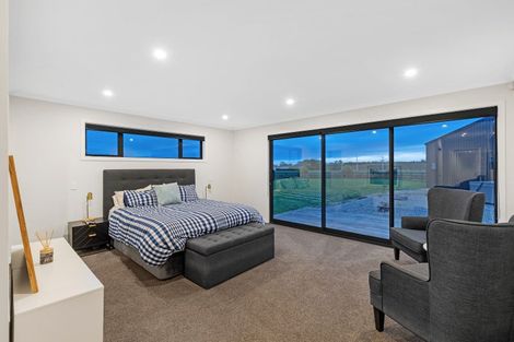 Photo of property in 77 Aranui Road, Kairanga, Palmerston North, 4475