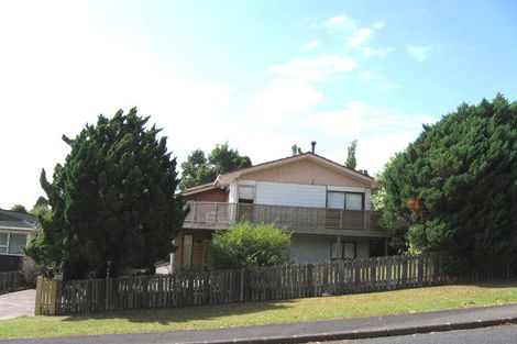 Photo of property in 27 Longreach Drive, Sunnyvale, Auckland, 0612