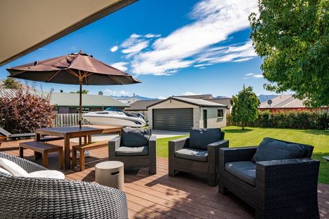 Photo of property in 48 Meadowstone Drive, Wanaka, 9305