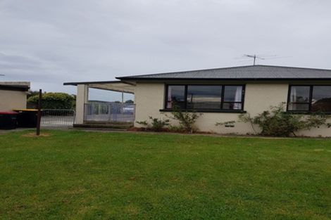 Photo of property in 42 Holloway Street, Waikiwi, Invercargill, 9810