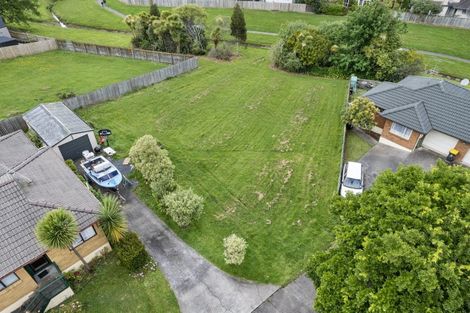 Photo of property in 50d Mirrabooka Avenue, Botany Downs, Auckland, 2010