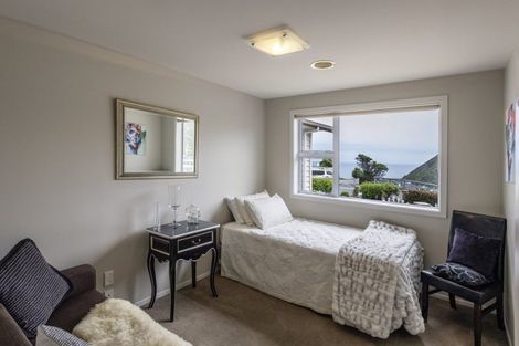Photo of property in 11 Dart Crescent, Island Bay, Wellington, 6023