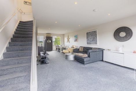 Photo of property in The Terraces, 3/9 Humber Street, Pandora, Napier, 4110