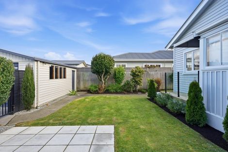 Photo of property in 34 Poulton Avenue, Richmond, Christchurch, 8013