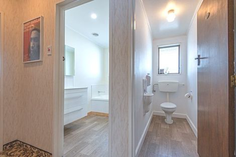 Photo of property in 20 Cedar Crescent, Feilding, 4702