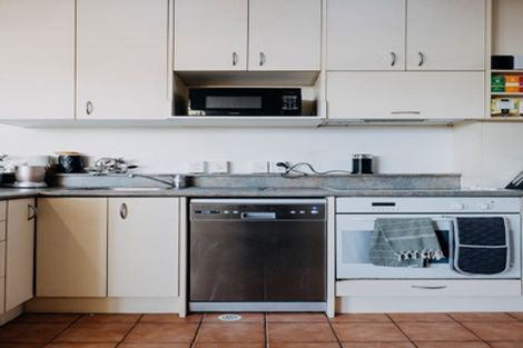 Photo of property in Terrace Garden Apartments, 13d/120 The Terrace, Wellington Central, Wellington, 6011