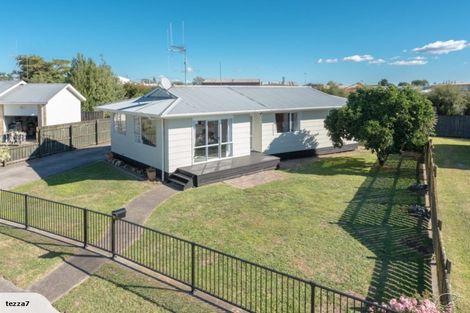 Photo of property in 9 Sequoia Place, Pukete, Hamilton, 3200
