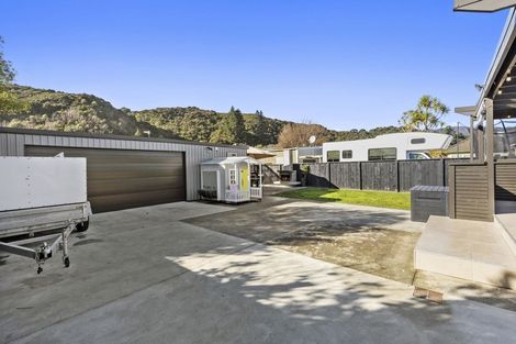 Photo of property in 62 Bull Avenue, Wainuiomata, Lower Hutt, 5014