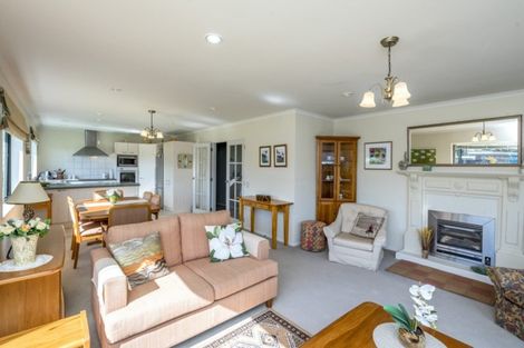 Photo of property in 20a Hira Street, Waikanae, 5036