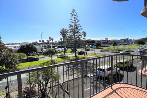 Photo of property in The Rennaissance, 1c/18 Ronwood Avenue, Manukau, Auckland, 2104