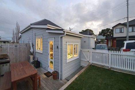 Photo of property in 220b Church Street, Onehunga, Auckland, 1061