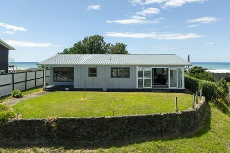 Photo of property in 43 Hanlen Avenue, Waihi Beach, 3611