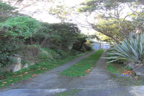 Photo of property in 5 Corlett Road, Plimmerton, Porirua, 5026