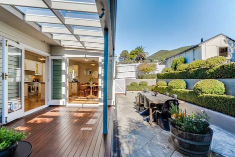 Photo of property in 82 Campbell Street, Karori, Wellington, 6012