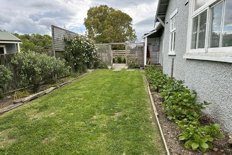 Photo of property in 6 Malcolm Street, Martinborough, 5711