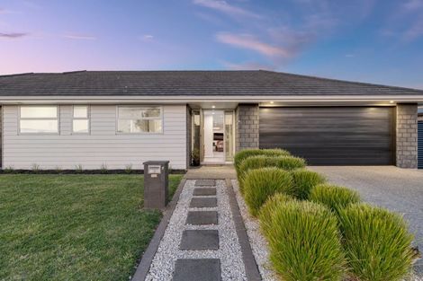 Photo of property in 4 Cupples Street, Papamoa Beach, Papamoa, 3118
