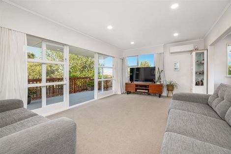 Photo of property in 8 Spence Road, Henderson, Auckland, 0612