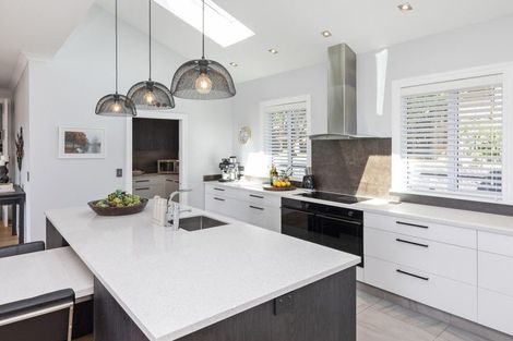 Photo of property in 6 Rushden Rise, Westmorland, Christchurch, 8025