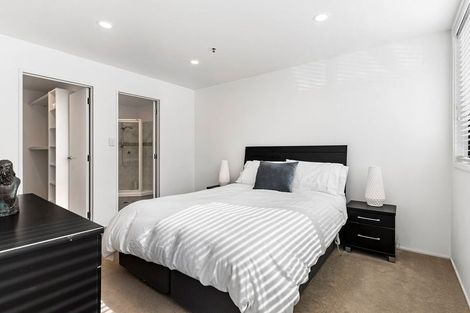 Photo of property in 1i/175 Hurstmere Road, Takapuna, Auckland, 0622