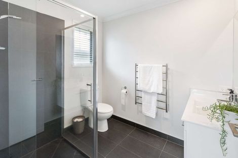 Photo of property in 20 Batty Street, Papamoa Beach, Papamoa, 3118