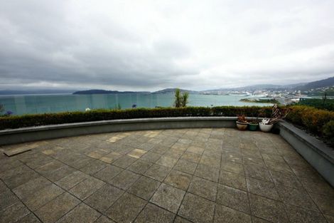 Photo of property in 11 Sovereign Point, Kaiwharawhara, Wellington, 6035