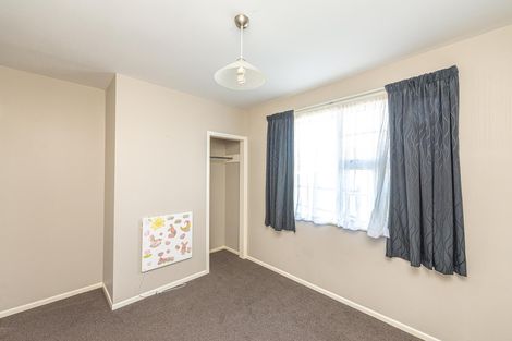 Photo of property in 2 Kotuku Street, Castlecliff, Whanganui, 4501