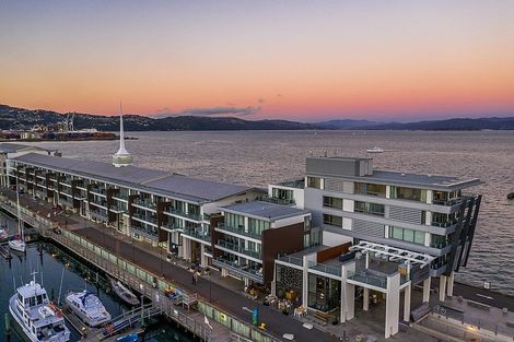 Photo of property in Clyde Quay Wharf, 2b/6 Clyde Quay Wharf, Te Aro, Wellington, 6011