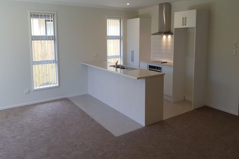 Photo of property in 8 Ketu Way, Takanini, 2112