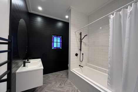 Photo of property in 31 Dunk Place, Milson, Palmerston North, 4414