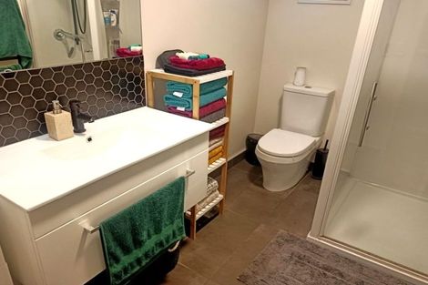 Photo of property in 4/2 Dyers Pass Road, Cashmere, Christchurch, 8022