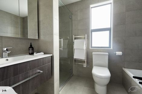 Photo of property in 26 Komanawa Lane, Mount Wellington, Auckland, 1062