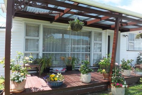 Photo of property in 1b Horoeka Street, Stokes Valley, Lower Hutt, 5019