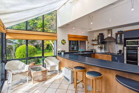 Photo of property in 11 Karu Crescent, Waikanae, 5036