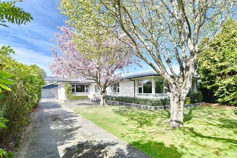 Photo of property in 70 Grahams Road, Burnside, Christchurch, 8041