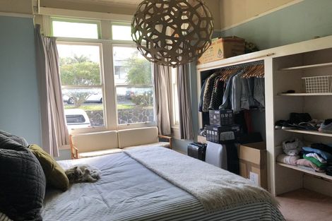 Photo of property in 18 Shoal Bay Road, Devonport, Auckland, 0624