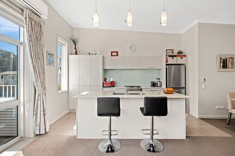 Photo of property in 5 Eaves Bush Parade, Orewa, 0931