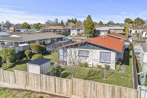 Photo of property in 10b Kauri Street, Inglewood, 4330