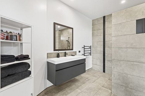 Photo of property in 10 Hanalin Drive, Marton, 4710