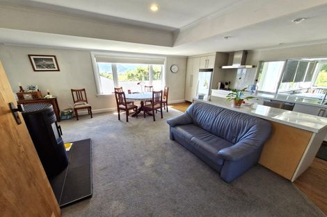 Photo of property in 47 Milton Road, Greymouth, 7805