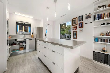 Photo of property in 2/220 Salisbury Street, Christchurch Central, Christchurch, 8013
