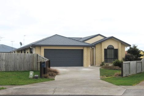 Photo of property in 37 Aldona Place, Fairview Downs, Hamilton, 3214