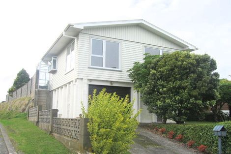 Photo of property in 5 Banksia Grove, Maungaraki, Lower Hutt, 5010